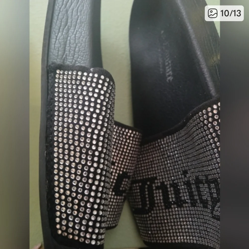 Juicy Couture Black and Silver Slide Sandals - Picture 5 of 7